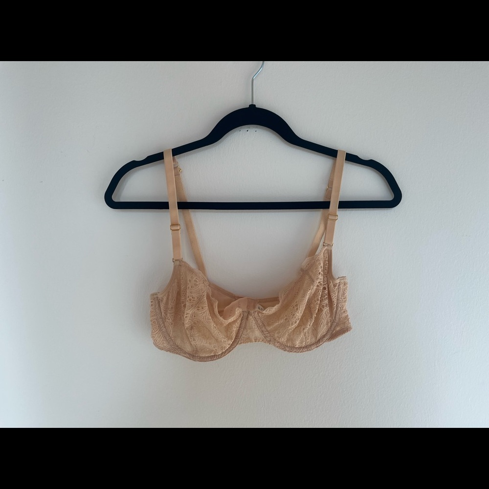 Lively unlined lace bra 34 D